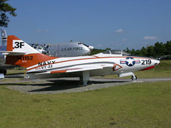 141152/3F-219 Grumman TAF-9J Cougar