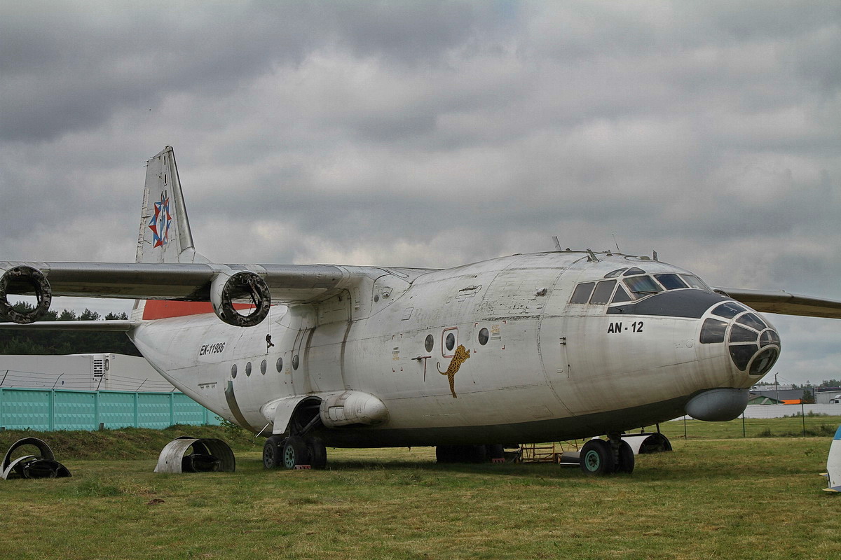 Antonov An-12B EK-11986 Air Highnesses