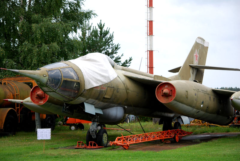 22 Yakolev Yak-28R