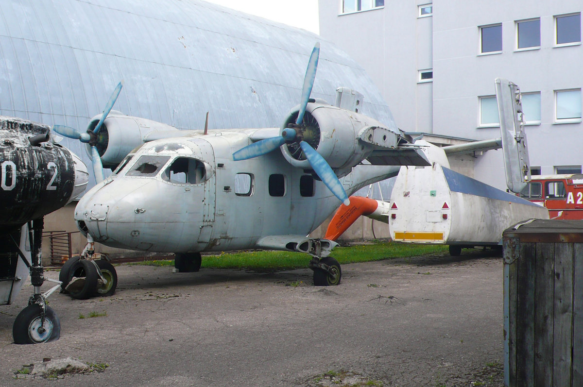 34 Antonov An-14 - Lietuvos Aviacijos Muziejus