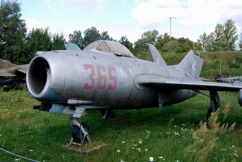 365 Mikoyan Gurevich MiG-15bis