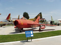 42 Mikoyan Gurevich MiG-17 Fresco