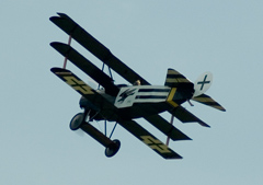 450/17  Fokker Dr.1 Triplane