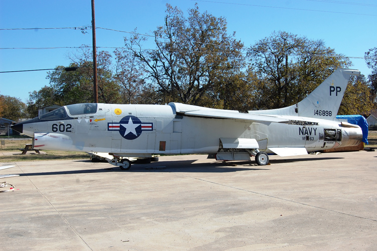 Vought RF-8G Crusader 146898/PP-602 U.S. Navy