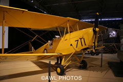 A17-711 de Havilland DH.82a Tiger Moth
