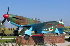 Yakolev Yak-9U 27