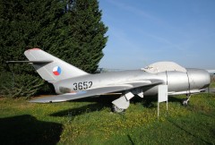 Mikoyan Gurevich MiG-15bisSB 3652