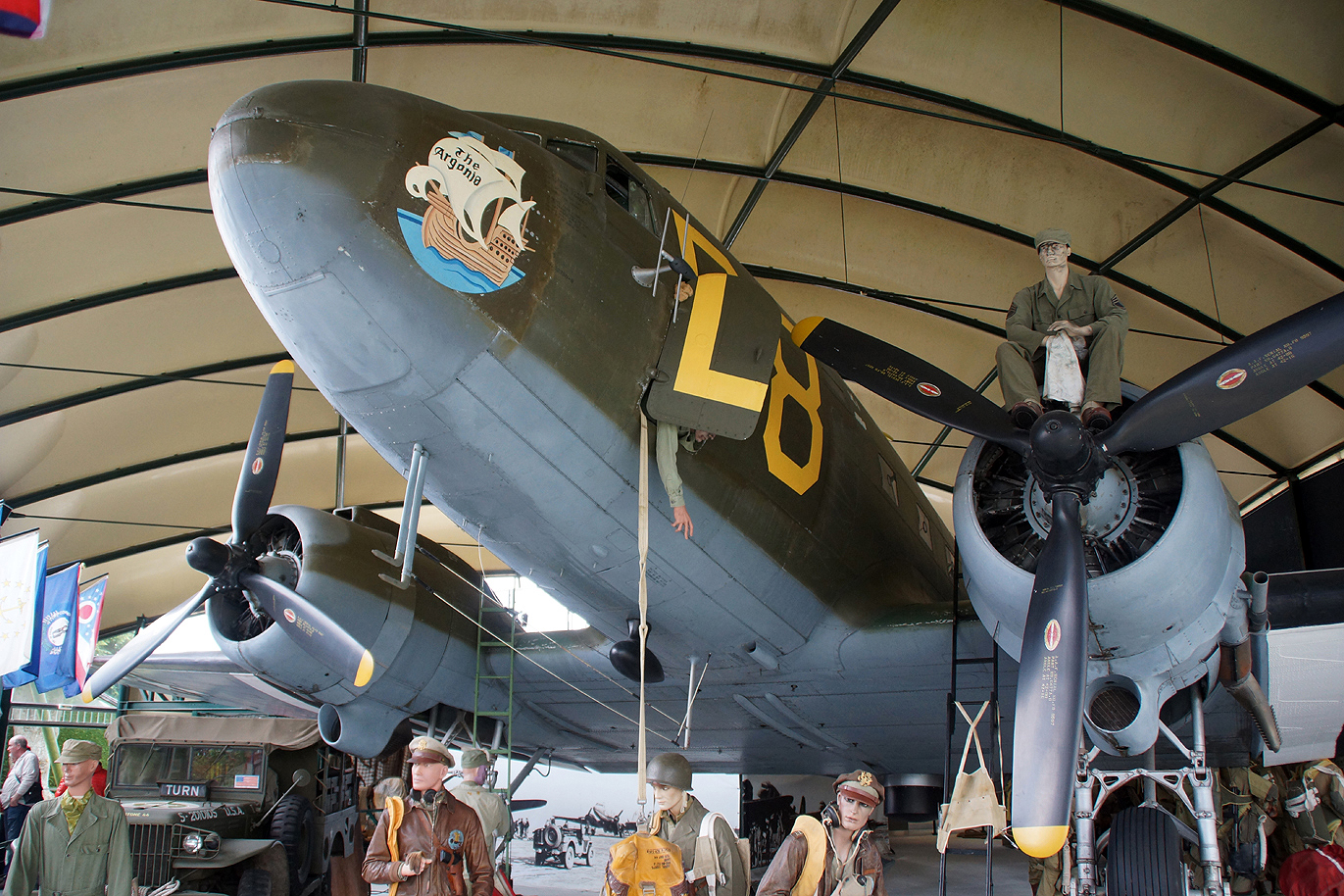 Douglas C-47B Dakota display Airborne Museum Sainte-Mère-Église ...