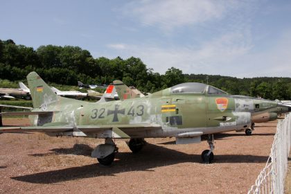 Fiat G91R/3 Luftwaffe 32+43 Musee Chateau Savigny-lès-Beaune