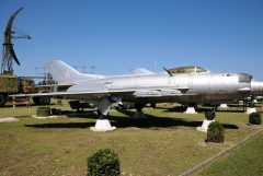 Mikoyan Gurevich MiG-19PM 027 Hungarian Air Force, Pinter Muvek Military Museum