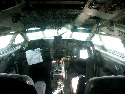 Sud Aviation SE210-3 Caravelle 3 116 CE French Air Force cockpit, Musée Européen de l’Aviation de Chasse