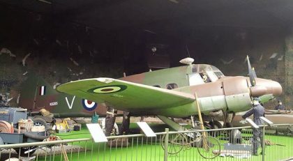 Avro C19 Anson K6285 V RAF, Museum 1940 - 1945, Grootegast