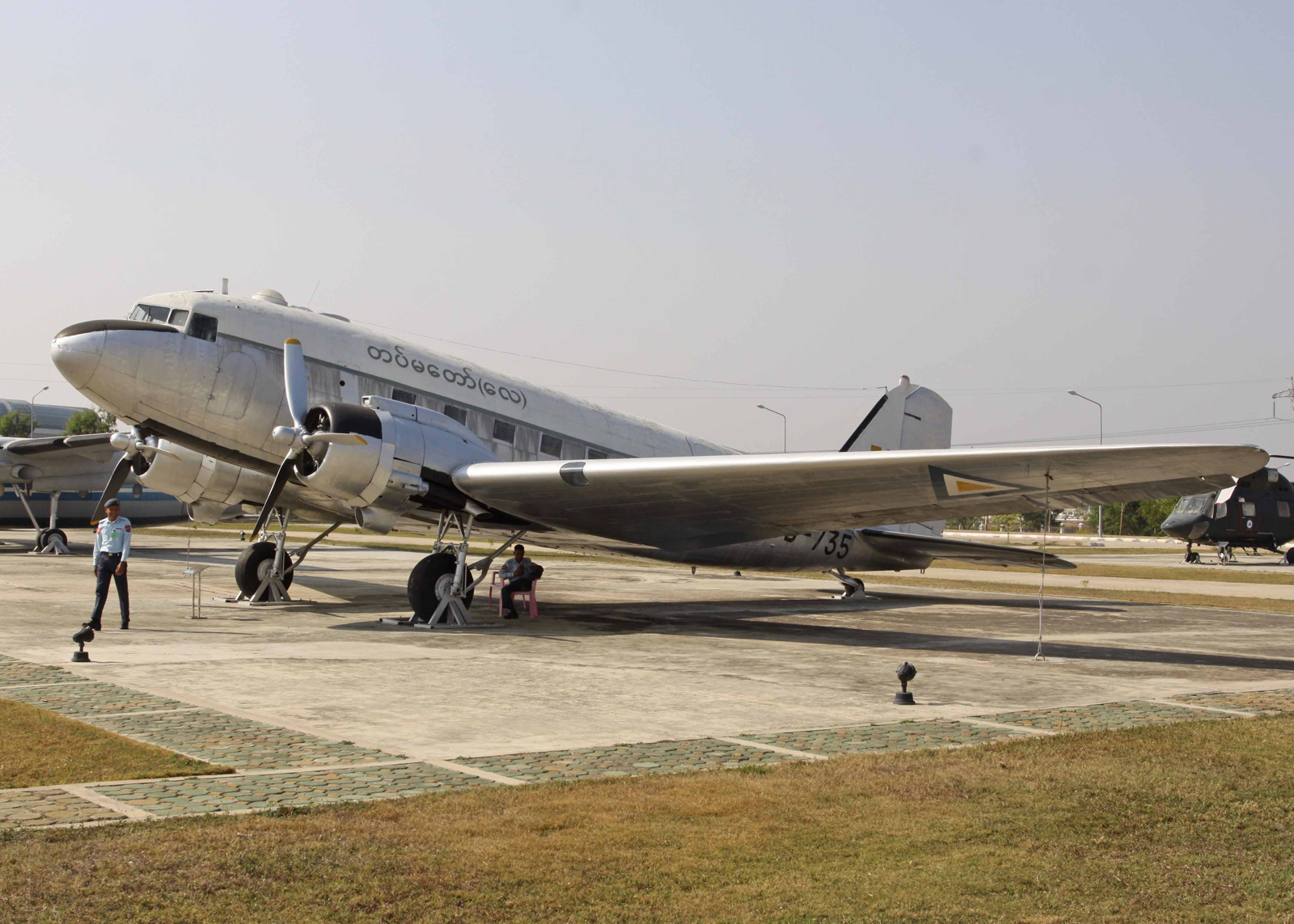 Douglas C-47B Skytrain – AviationMuseum