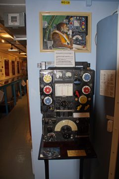 Lancaster Main Radio Transmitter Type T1154 and Receiver Type R1155, Tangmere Military Aviation Museum