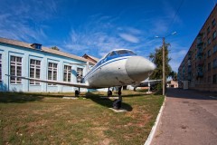 Yakovlev Yak-40