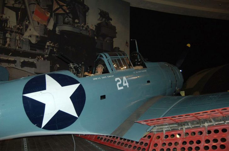 Douglas SBD-4 Dauntless 06900 24 US Navy, San Diego Air & Space Museum