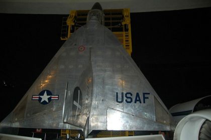 Ryan X-13A VertiJet 54-1619 USAF, San Diego Air & Space Museum