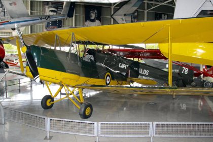 de Havilland DH.82A Tiger Moth CC-DMC/DF-130 Museo Nacional Aeronautico y Del Espacio