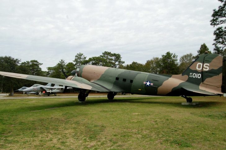 Douglas AC-47D Spooky 43-0010 OS USAF, Air Force Armament Museum