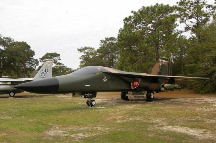 General Dynamics F-111E Aardvark 68-0058 ET USAF, Air Force Armament Museum