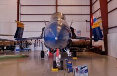 McDonnell Douglas FA-18A Hornet 161948 Blue Angels US Navy, Valiant Air Command Warbird Museum, Titusville, FL