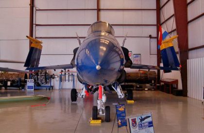 McDonnell Douglas FA-18A Hornet 161948 Blue Angels US Navy, Valiant Air Command Warbird Museum, Titusville, FL