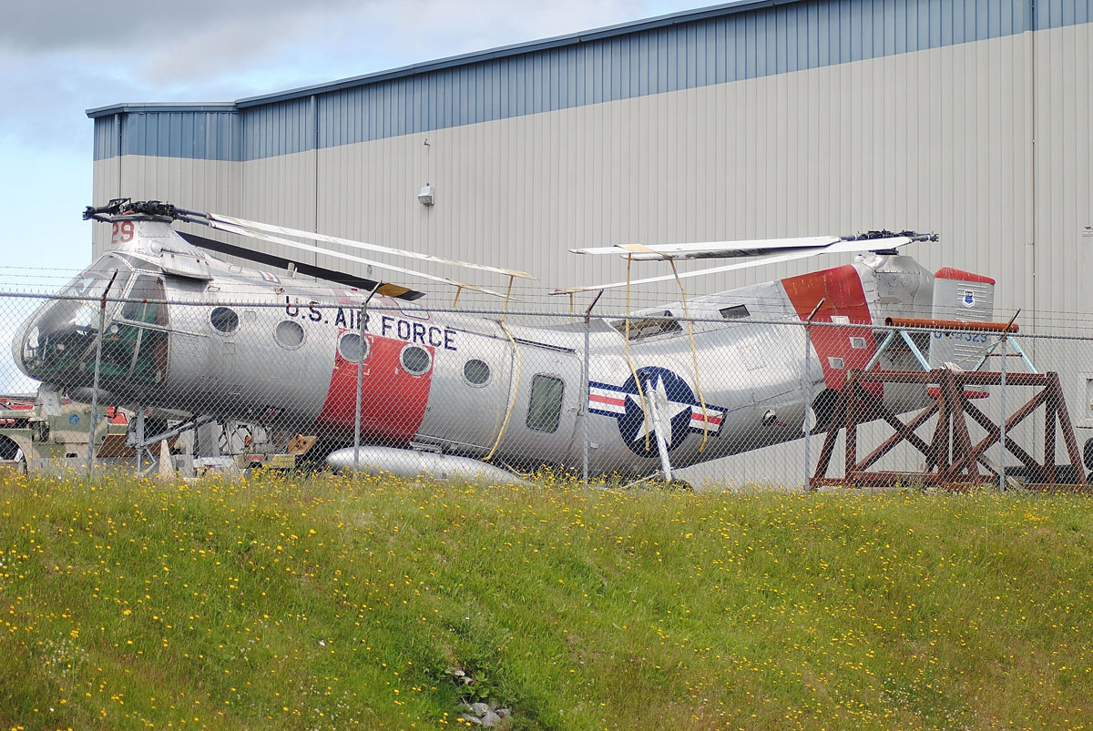 Piasecki CH-21B Wokhorse – AviationMuseum