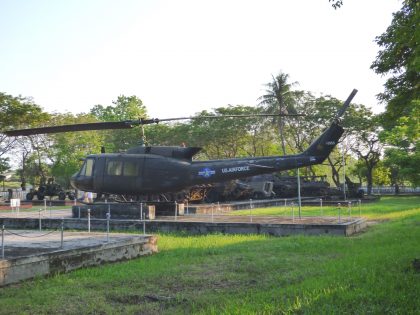 Bell UH-1H Iroquois 69-15955 US Air Force, Museum Thua Thien, Thừa Thiên Huế, Vietnam