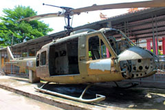 Bell UH-1H Iroquois Cuchi War Museum Bảo tàng Củ Chi