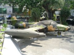 Cessna A-37B Dragonfly 01285 U.S. Air Force, War Remnants Museum Bảo tàng Chứng tích Chiến tranh