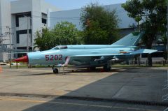 Mikoyan Gurevich MiG-21bis 5202 Vietnam Air Force, Royal Thai Air Force Museum Les Spearman (2)