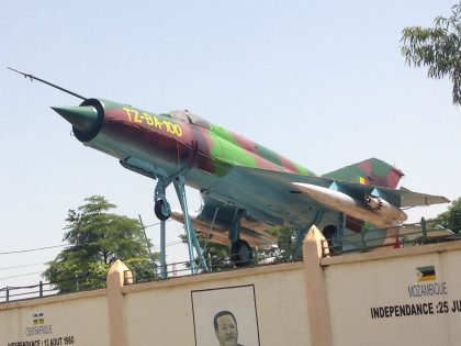 Mikoyan Gurevich MiG-21bis TZ-BA-100 Force Aérienne de la République du Mali, Bamako City