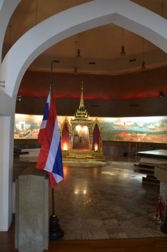 Thai National Memorial อนุสรณ์สถานแห่งชาติ Bangkok