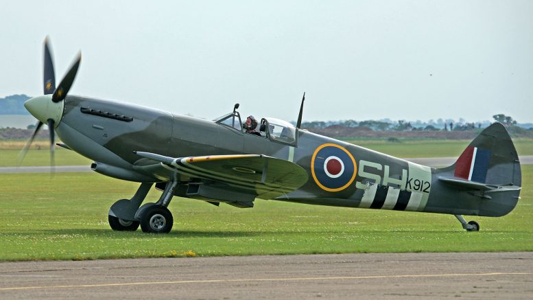 Vickers Armstrong Spitfire Mk IXe MK912 SH-L, Biggin Hill Heritage Hangar