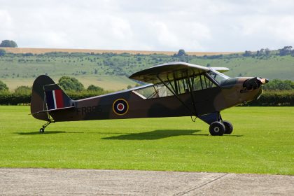 Piper L-4J Cub G-BDMS FR886 RAF private