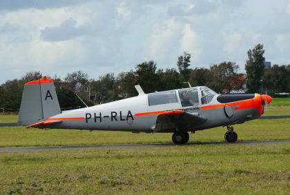 Saab 91D Safir PH-RLA Rijksluchtvaartschool (Stichting Levende Oude Luchtvaart), Marineluchtvaartdienst (Netherlands Naval Aviation Service)