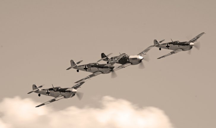 4 Hispano HA-1112-M4L Buchon (Messerschmitt 109G) Luftwaffe, Flying Legends Duxford