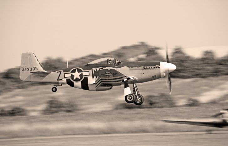 North American P-51D Mustang 44-13305/WR-Z 354th FS/355th FG USAAF, Flying Legends Duxford