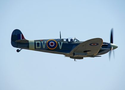 Supermarine Spitfire MK Vc (G-IBSY) EE602/DV-V 129 Sqn. RAF, Anglia Restorations Ltd., Flying Legends Duxford