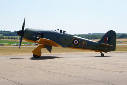 Hawker Fury Mk.II (G-CBEL) SR661 Royal Navy, Anglia Aircraft Restorations Ltd., Flying Legends Duxford