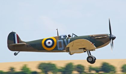 Supermarine Spitfire Mk Ia (G-CFGJ) N3200/QV 19 Sqn. RAF, Imperial War Museums, Flying Legends Duxford