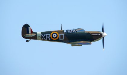 Supermarine Spitfire Mk Ia (G-AIST) AR213 as P7308/XR-D 71 Eagle Sqn. RAF, Spitfire The One Ltd., Flying Legends Duxford