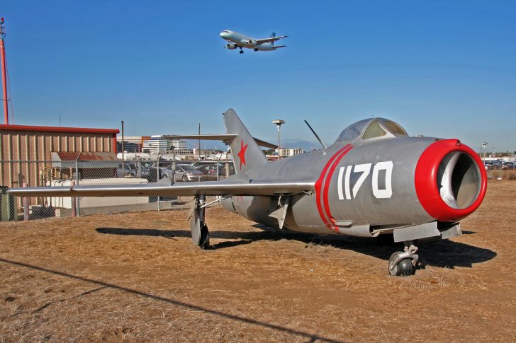 Mikoyan-Gurevich MiG-15 1170 Sovjet Air Force, The Proud Bird Restaurant & Events Center Los Angeles (LAX), California USA