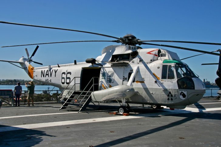 Sikorsky UH-3H Sea King 149711/NT-68 HS-4 US Navy, USS Midway Museum, San Diego, California | Johan van der Hoek