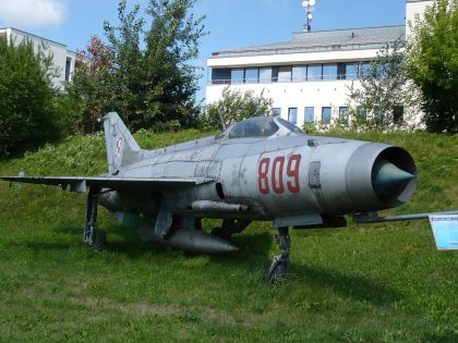 Mikoyan-Gurevich MiG-21F-13 809 Polish Air Force, Muzeum Lotnictwa Polskiego/Polish Aviation Museum Kraków