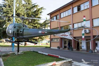 Agusta-Bell AB.47J MM80160 RM-92 Italian Air Force, Aeroporto di Milano Linate, Italy