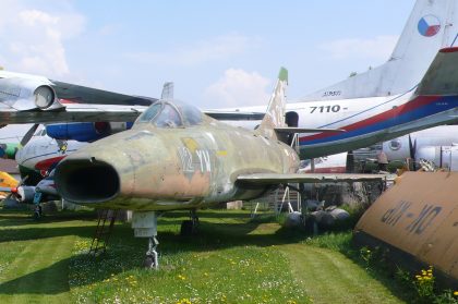 Dassault Super Mystere B2 46 French Air Force, Zruc Air Park Zruč-Senec, Czechia