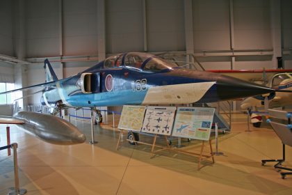 Mitsubishi T-2 99-5163/6 Blue Impulse Demonstration Team, Japan Air Self-Defense Force, IsHikawa Prefectural Aviation Plaza Komatsu Japan