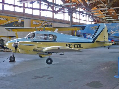 Piper PA-23-150 Apache SE-CBL, Västerås Flygmuseum Västerås, Sweden