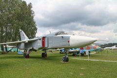 Sukhoi Su-24M 25 Sovjet Air Force, Belarus Aerospace Museum Borovaja-Minsk, Belarus